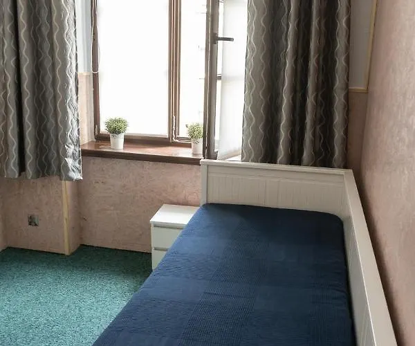 Kosciuszki Street بيت شباب *