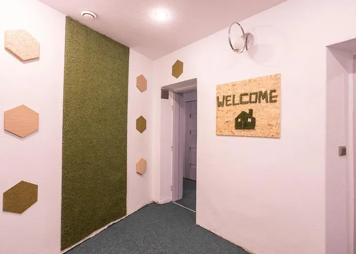 Kosciuszki Street Hostel *